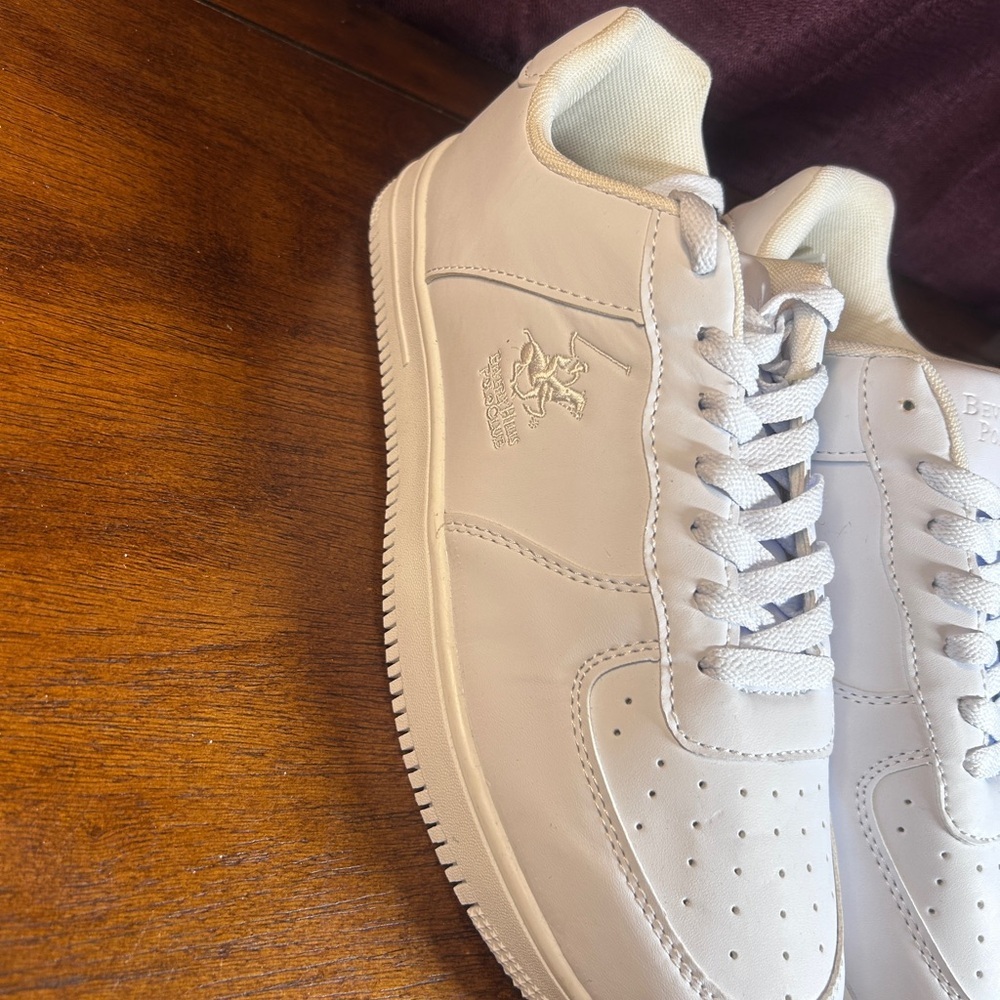 Beverly Hills Polo Club Men's Classic White Sneakers - Picture 2 of 9